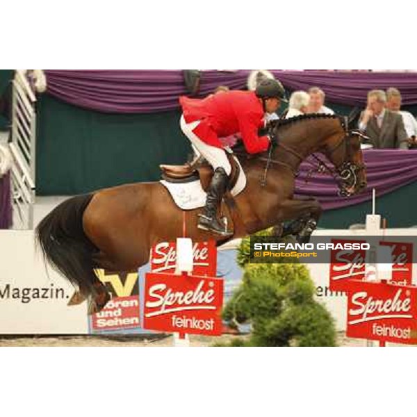 Eric Lamaze on Hickstead during the 2nd qualifier for the World Cup Final Rolex FEi World Cup Final Jumping Leipzig, 29th april 2011 ph.Stefano Grasso