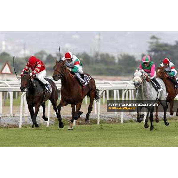Umberto Rispoli on Estejo wins the Premio Presidente della Repubblica - GBI Racing Rome - Capannelle racetrack, 15th may 2011 ph.Stefano Grasso