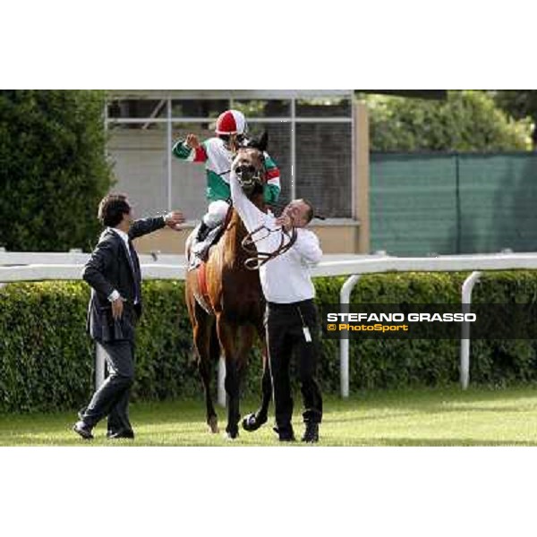 Umberto Rispoli on Estejo wins the Premio Presidente della Repubblica - GBI Racing Rome - Capannelle racetrack, 15th may 2011 ph.Stefano Grasso