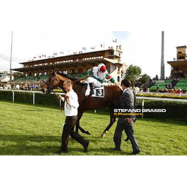 Umberto Rispoli on Estejo wins the Premio Presidente della Repubblica - GBI Racing Rome - Capannelle racetrack, 15th may 2011 ph.Stefano Grasso