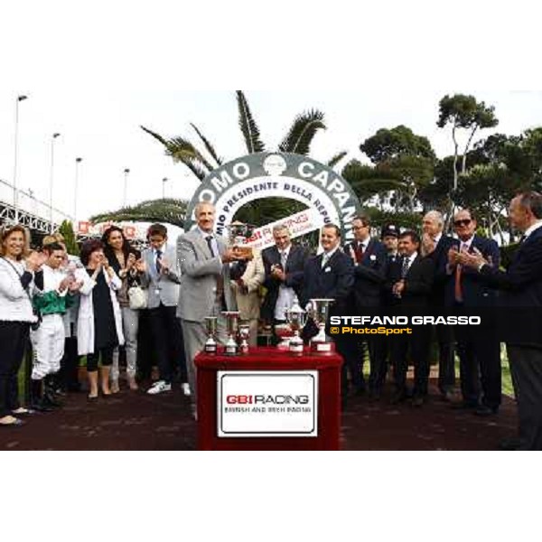Umberto Rispoli on Estejo wins the Premio Presidente della Repubblica - GBI Racing Rome - Capannelle racetrack, 15th may 2011 ph.Stefano Grasso