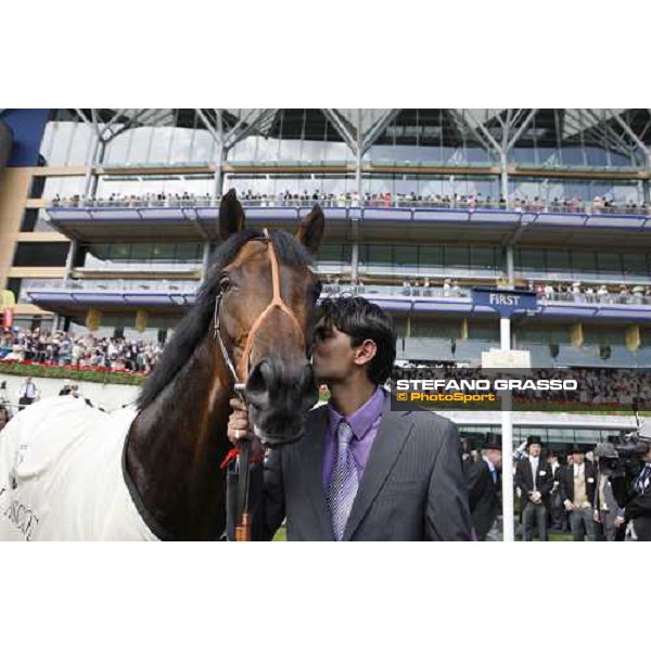 Canford Cliffs, Richard Hannon up, wins the Queen Anne Stakes Royal Ascot - Tuesday, First day, june 14 2011 ph.Stefano Grasso