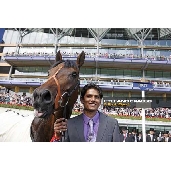Canford Cliffs, Richard Hannon up, wins the Queen Anne Stakes Royal Ascot - Tuesday, First day, june 14 2011 ph.Stefano Grasso