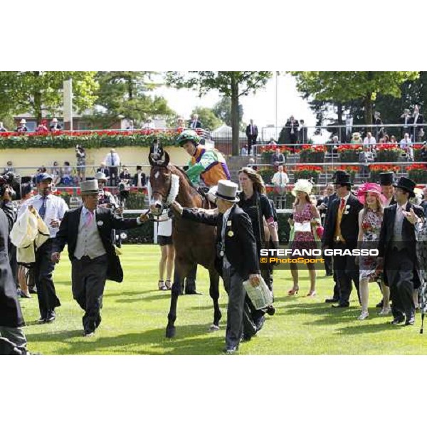 Prohibit, Jim Crowley up, wins the King\'s Stand Stakes Royal Ascot - Tuesday, First day, june 14 2011 ph.Stefano Grasso