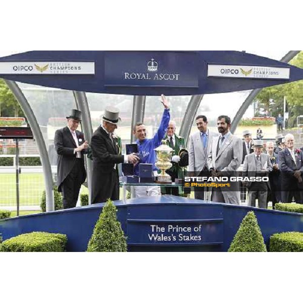 Frankie Dettori on Rewilding wins the Prince of Wales\'s Stakes Royal Ascot - Second Day, 15th june 14 2011 ph.Stefano Grasso
