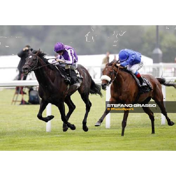 Frankie Dettori on Rewilding wins the Prince of Wales\'s Stakes Royal Ascot - Second Day, 15th june 14 2011 ph.Stefano Grasso