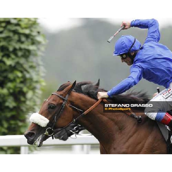 Frankie Dettori on Rewilding wins the Prince of Wales\'s Stakes Royal Ascot - Second Day, 15th june 14 2011 ph.Stefano Grasso