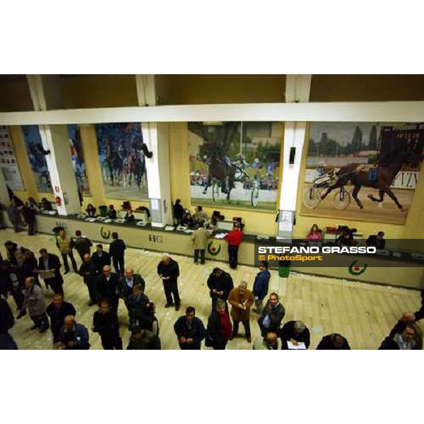 simulcasting hall at Vinovo racetrack Turin, 16th october 2004 ph. Stefano Grasso