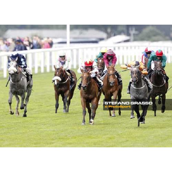 at right Philip Makin on Bapak Chinat wins the Norfolk Stakes Ascot - Royal Ascot - Third Day, 16th june 2011 ph.Stefano Grasso - www.stefanograsso.com