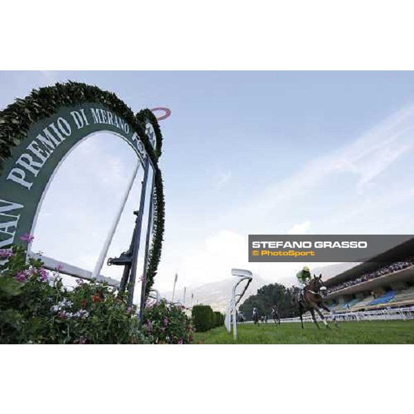 72° Gran Premio Merano Forst James Reveley and Chercheur d\'Or win the 72° Gran Premio Merano Forst Merano, Maia racetrack, 25th sept.2011 ph.Stefano Grasso