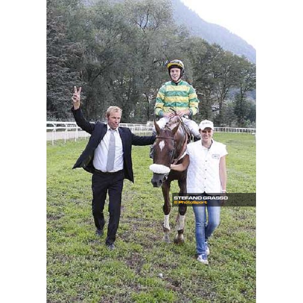 72° Gran Premio Merano Forst - prize giving James Reveley and Chercheur d\'Or Merano, Maia racetrack, 25th sept.2011 ph.Stefano Grasso