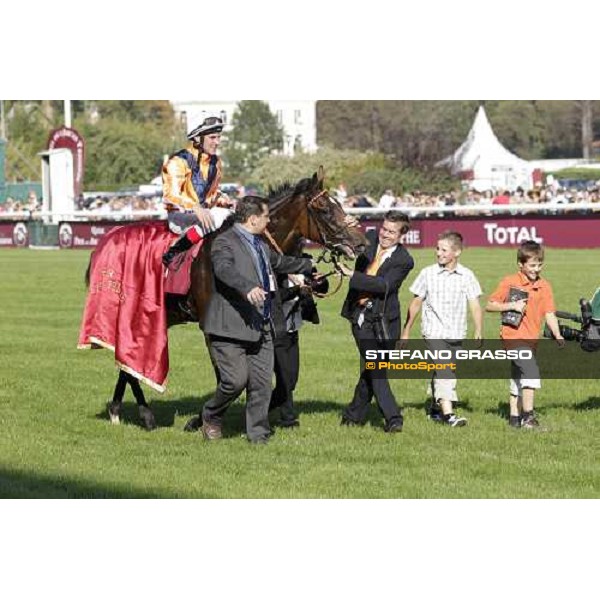 Andrasch Starke on Danedream wins the Qatar Prix de L\'Arc de Triomphe Paris-Longchamp racetrack, 2nd oct. 2011 ph.Stefano Grasso