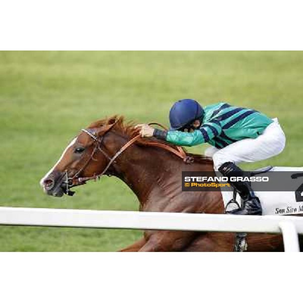 Dario Vargiu on Choisir Shadow wins the Premio Eupili Milano - San Siro racetrack, 24th sept.2011 ph.Stefano Grasso