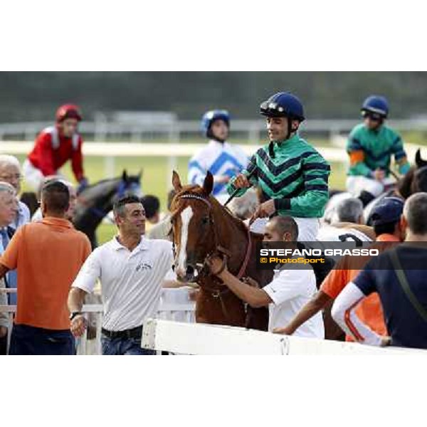 Dario Vargiu returns home on Choisir Shadow after winning the Premio Eupili Milano - San Siro racetrack, 24th sept.2011 ph.Stefano Grasso