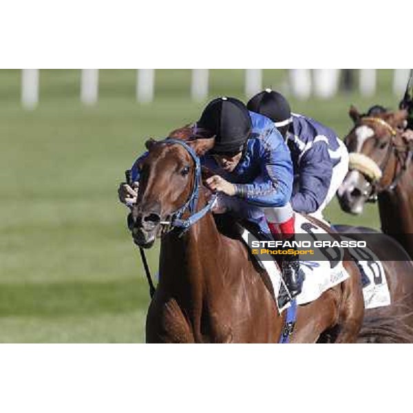 Aperegina goes to win the Premio Zambla Milano - San Siro racetrack, 9th oct. 2011 ph.Stefano Grasso