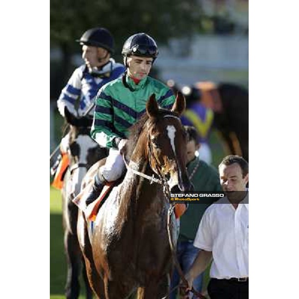 Dario Vargiu on Lui e La Luna after the finish of the Gran Criterium Milano - San Siro racetrack, 9th oct. 2011 ph.Stefano Grasso