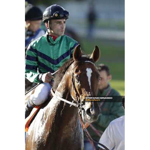 Dario Vargiu on Lui e La Luna after the finish of the Gran Criterium Milano - San Siro racetrack, 9th oct. 2011 ph.Stefano Grasso