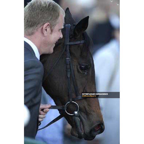 Mick Cannon jr. and Nayarra after the finish of the Gran Criterium Milano - San Siro racetrack, 9th oct. 2011 ph.Stefano Grasso