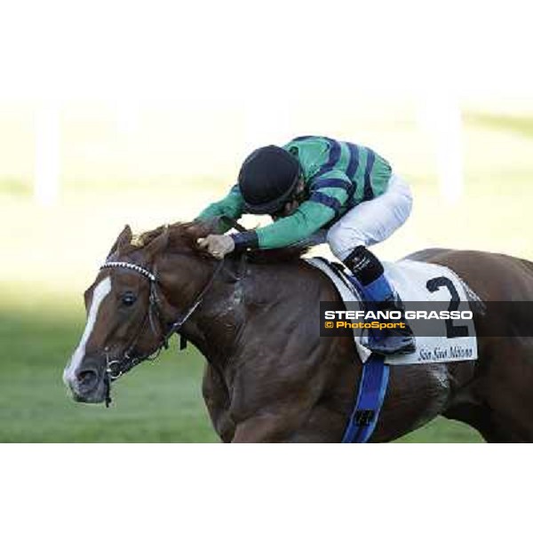 Dario Vargiu on Choisir Shadow wins the Criterium Nazionale Milano - San Siro racetrack, 9th oct. 2011 ph.Stefano Grasso