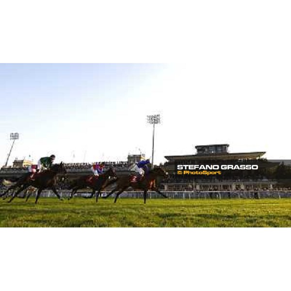 Frankie Dettori on Campanologist wins the Gran Premio del Jockey Club Milano - San Siro racetrack, 16th oct. 2011 ph.Stefano Grasso