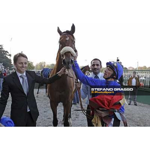 Frankie Dettori on Campanologist wins the Gran Premio del Jockey Club Milano - San Siro racetrack, 16th oct. 2011 ph.Stefano Grasso