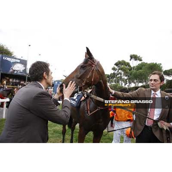 Luigi Riccardi, Quiza Quiza Quiza, Fabio Branca and Riccardo Cantoni after winning the Premio Lydia Tesio Longines Rome, 23rd oct. 2011 ph.Stefano Grasso