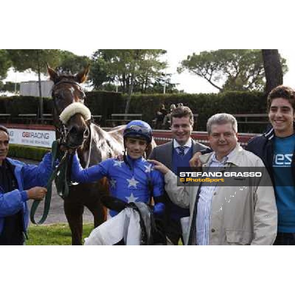 Dario Vargiu, Regarde Moi and the winning connection pose in the winner circle of the Premio Nearco Rome, 23rd oct. 2011 ph.Stefano Grasso