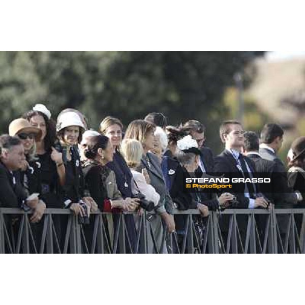 guests at Capannelle racecourse Rome, 23rd oct. 2011 ph.Stefano Grasso