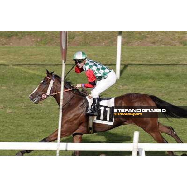 Umberto Rispoli on Star Kodiak wins the Premio Ubaldo Pandolfi Rome, 23rd oct. 2011 ph.Stefano Grasso