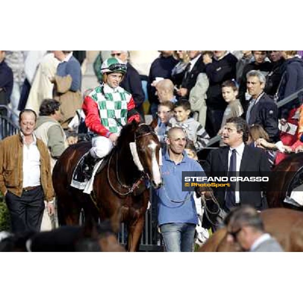 Umberto Rispoli on Star Kodiak returns home after winning the Premio Ubaldo Pandolfi Rome, 23rd oct. 2011 ph.Stefano Grasso