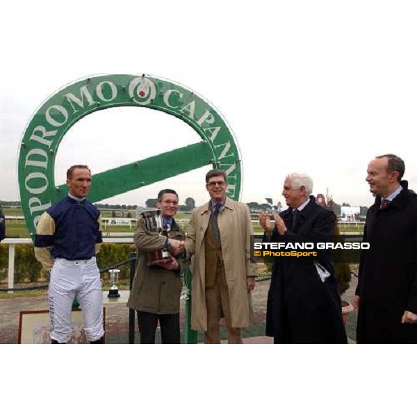 giving prize 54° Gran Corsa Siepi Roma -Capannelle february 15 2004 ph. Stefano Grasso