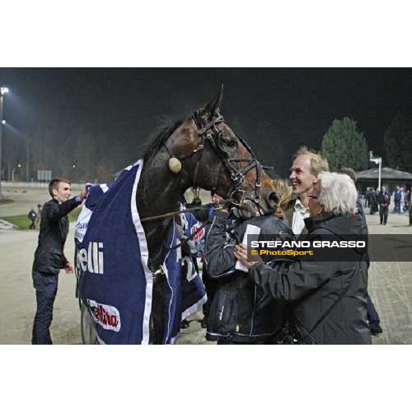 Thomas Konvenoja with Brad De Veluwe wins the Gran Premio Paolo e Orsino Orsi Mangelli Milan - San Siro racetrack, 1st nov. 2011 ph.Stefano Grasso