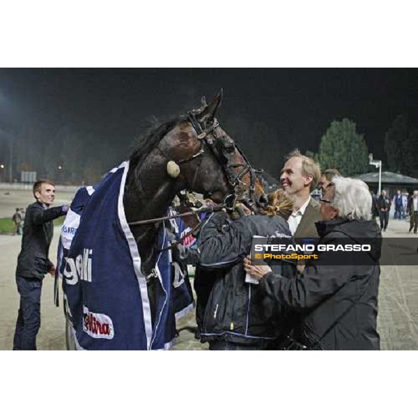 Thomas Konvenoja with Brad De Veluwe wins the Gran Premio Paolo e Orsino Orsi Mangelli Milan - San Siro racetrack, 1st nov. 2011 ph.Stefano Grasso