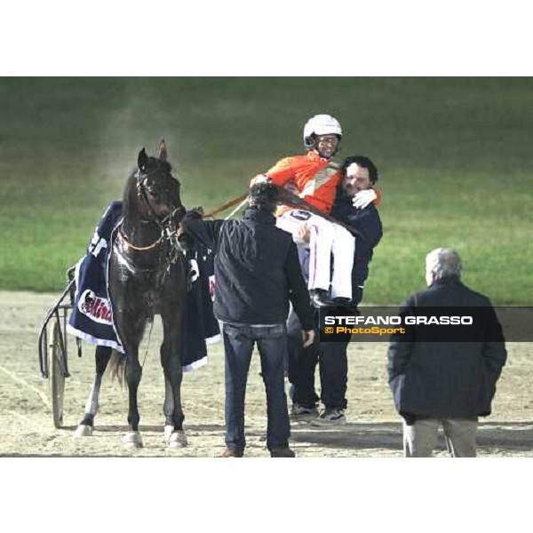 Andrea Farolfi and Perkins Grif winners of the Gran Criterium - Mem.Biondi Milan - San Siro trotting racecourse 13th nov.2011 ph.Stefano Grasso