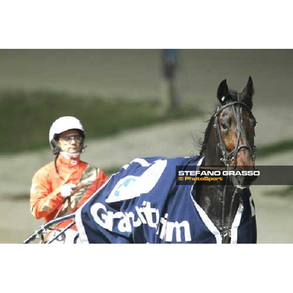 Andrea Farolfi and Perkins Grif winners of the Gran Criterium - Mem.Biondi Milan - San Siro trotting racecourse 13th nov.2011 ph.Stefano Grasso