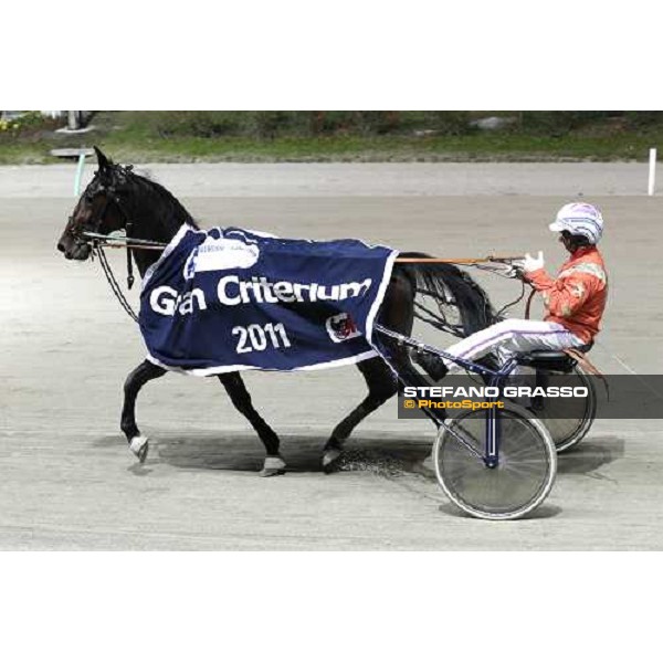 Andrea Farolfi and Perkins Grif winners of the Gran Criterium - Mem.Biondi Milan - San Siro trotting racecourse 13th nov.2011 ph.Stefano Grasso