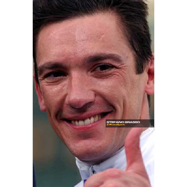 Frankie Dettori winner with Wilko of Bessener Trust Breeders\' Cup Juvenile Dallas 30th october 2004 ph. Stefano Grasso