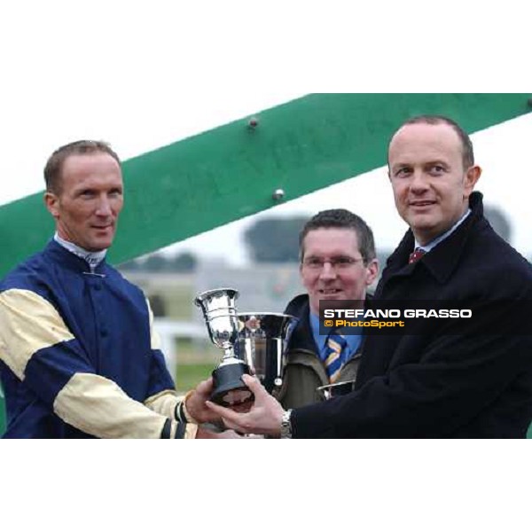 Ing. Elio Pautasso gives the prize to Peter Gehm 54° Gran Corsa Siepi Roma -Capannelle february 15 2004 ph. Stefano Grasso