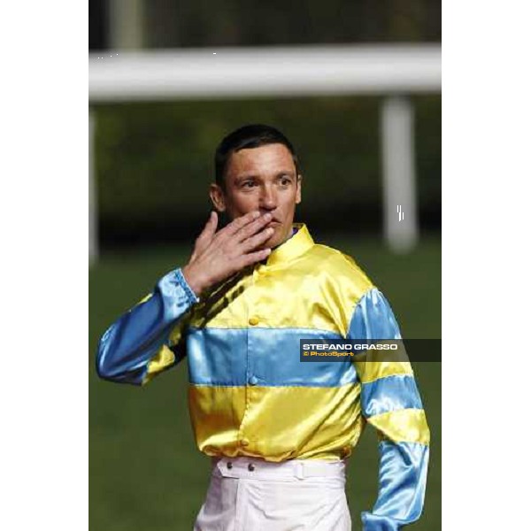 Frankie Dettori wins the Cathay Pacific International Jockeys\' Championship Hong Kong - Happy Valley racecourse, 7th dec. 2011 ph.Stefano Grasso