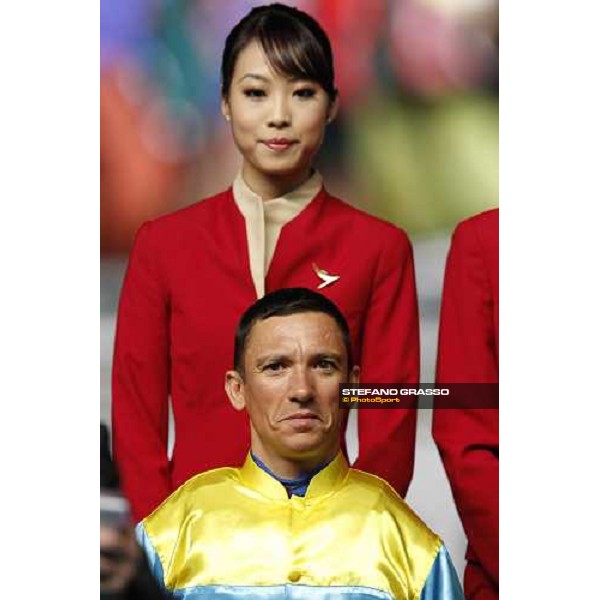 Frankie Dettori wins the Cathay Pacific International Jockeys\' Championship Hong Kong - Happy Valley racecourse, 7th dec. 2011 ph.Stefano Grasso