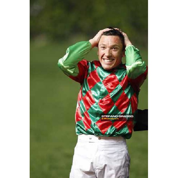 Frankie Dettori wins the Cathay Pacific International Jockeys\' Championship Hong Kong - Happy Valley racecourse, 7th dec. 2011 ph.Stefano Grasso