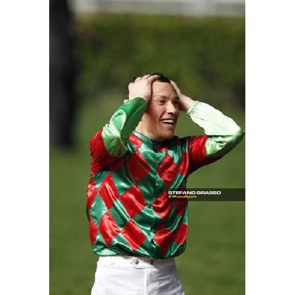 Frankie Dettori wins the Cathay Pacific International Jockeys\' Championship Hong Kong - Happy Valley racecourse, 7th dec. 2011 ph.Stefano Grasso