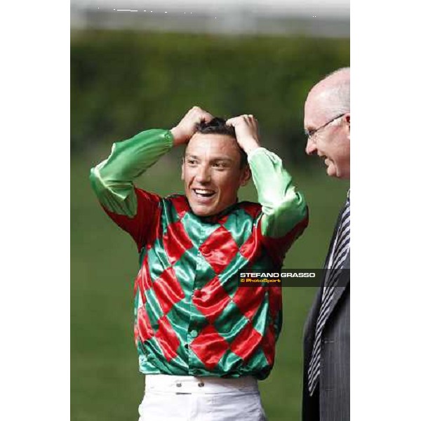 Frankie Dettori wins the Cathay Pacific International Jockeys\' Championship Hong Kong - Happy Valley racecourse, 7th dec. 2011 ph.Stefano Grasso