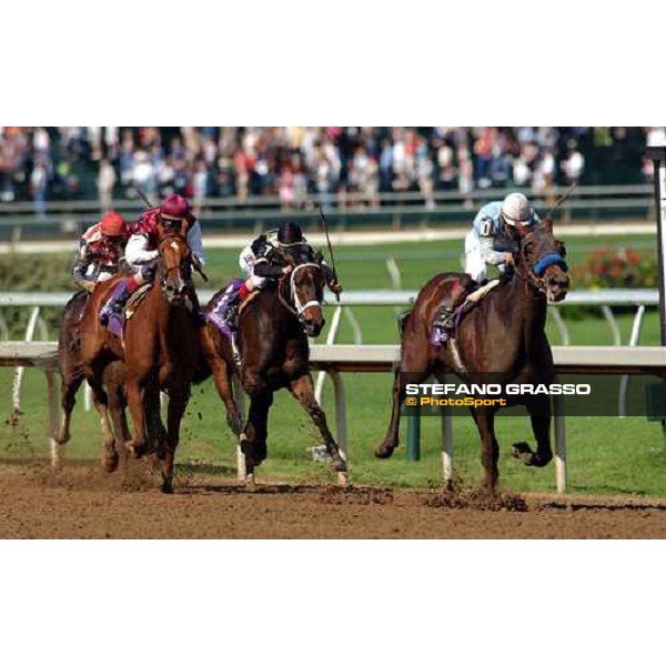Corey Nakatani with Sweet Catomine flies towards the line of Breeders\' Cup Juvenile Fillies Dallas 30th october 2004 ph. Stefano Grasso