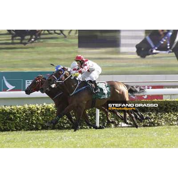 Brett Prebble on Lucky Nine wins the Cathay Pacific Hong Sprint Hong Kong, 11th dec. 2011 ph.Stefano Grasso