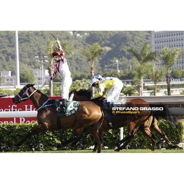 Brett Prebble on Lucky Nine wins the Cathay Pacific Hong Sprint Hong Kong, 11th dec. 2011 ph.Stefano Grasso