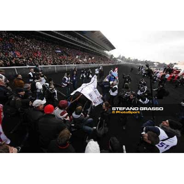 91° Prix d\'Amérique Marionnaud - Franck Nivard and Ready Cash parade after winning the 91° Prix d\'Amerique Paris - Vincennes racecourse , 29th january 2012 ph.Stefano Grasso