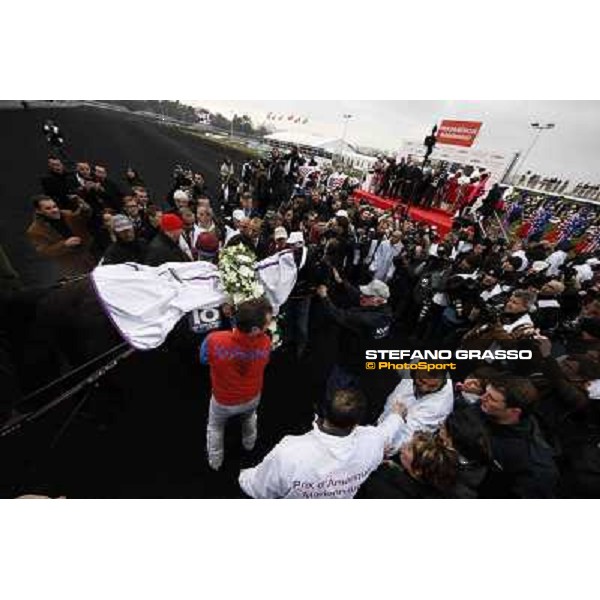 91° Prix d\'Amérique Marionnaud - Franck Nivard and Ready Cash parade after winning the 91° Prix d\'Amerique Paris - Vincennes racecourse , 29th january 2012 ph.Stefano Grasso