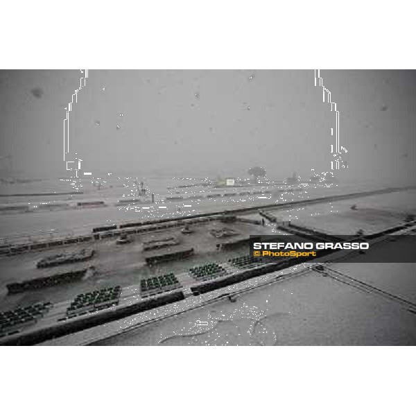 Rome Capannelle racecourse - Races cancelled ! Rome, 11th febr. 2012 ph.Stefano Grasso