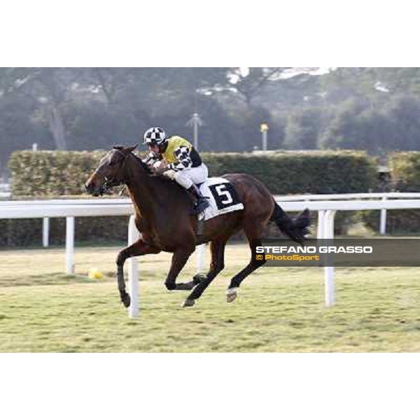 Marco Monteriso and Disappear wins the Premio Barbaricina Pisa - San Rossore racecourse, 4th march 2012 ph.Stefano Grasso